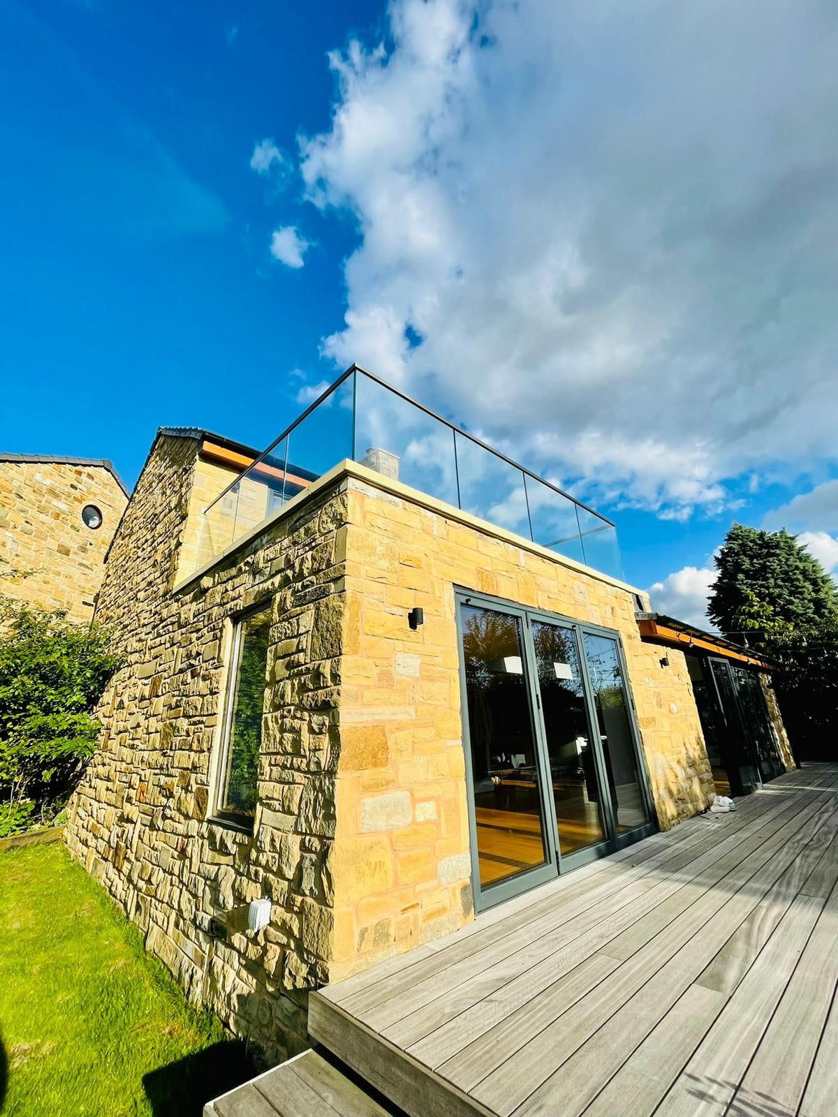 Easy Fit – Frameless Adjustable Glass Balustrade - Image 5